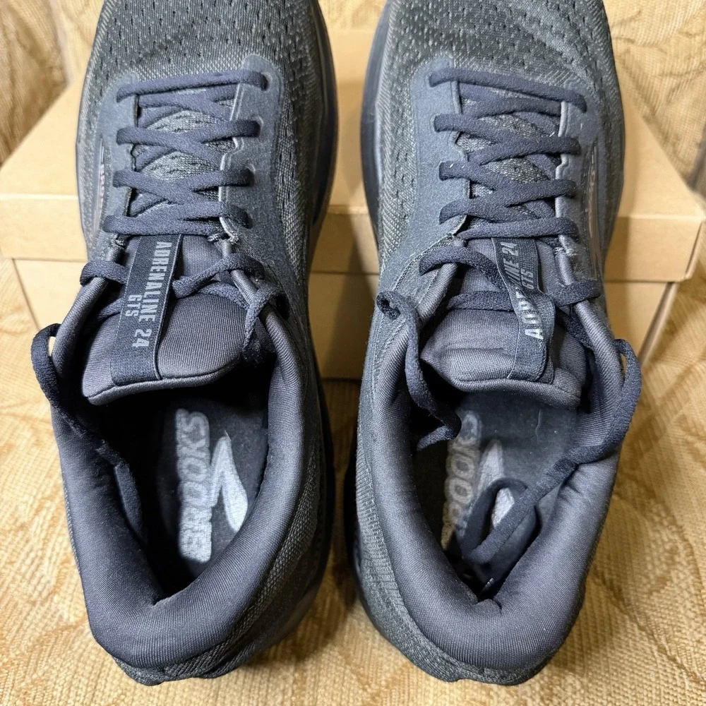 Brooks Adrenaline GTS 24 Black Ebony 1104371D020 Men's Size 14